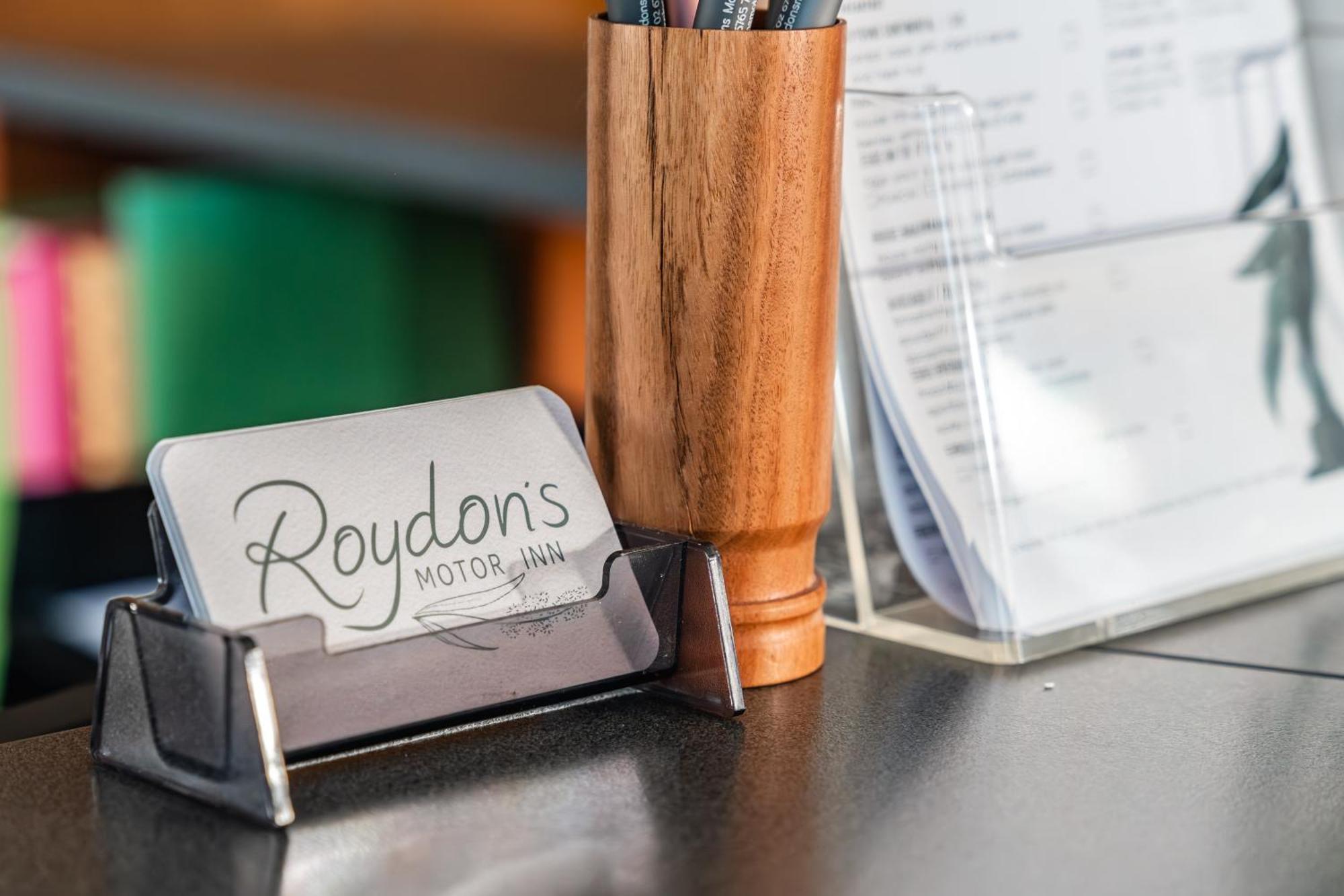 Roydons Motor Inn Tamworth Bagian luar foto