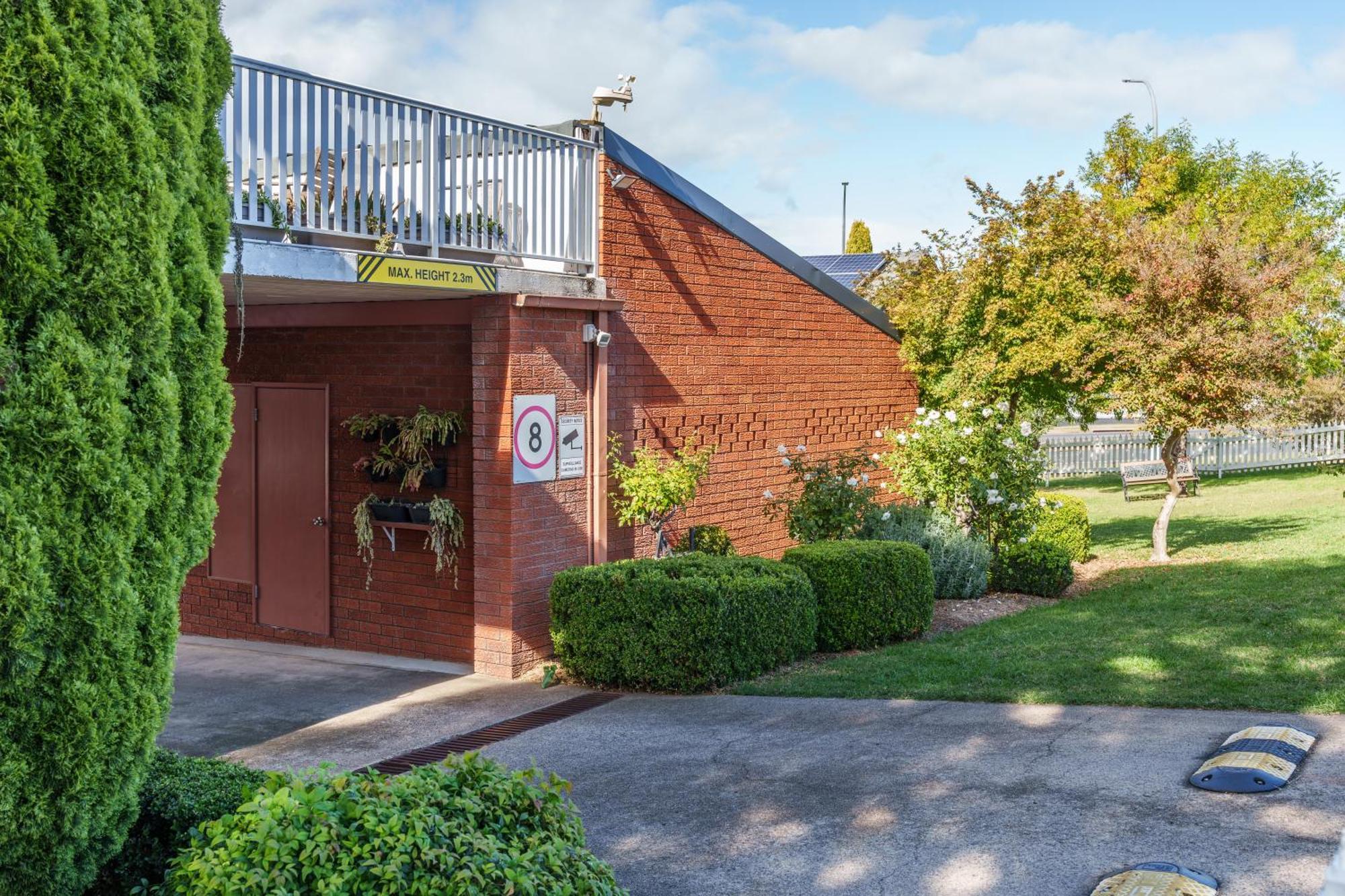 Roydons Motor Inn Tamworth Bagian luar foto
