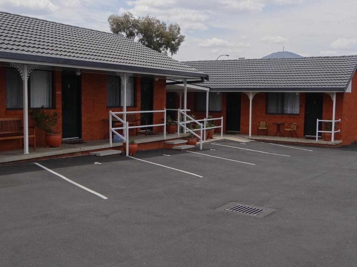 Roydons Motor Inn Tamworth Bagian luar foto